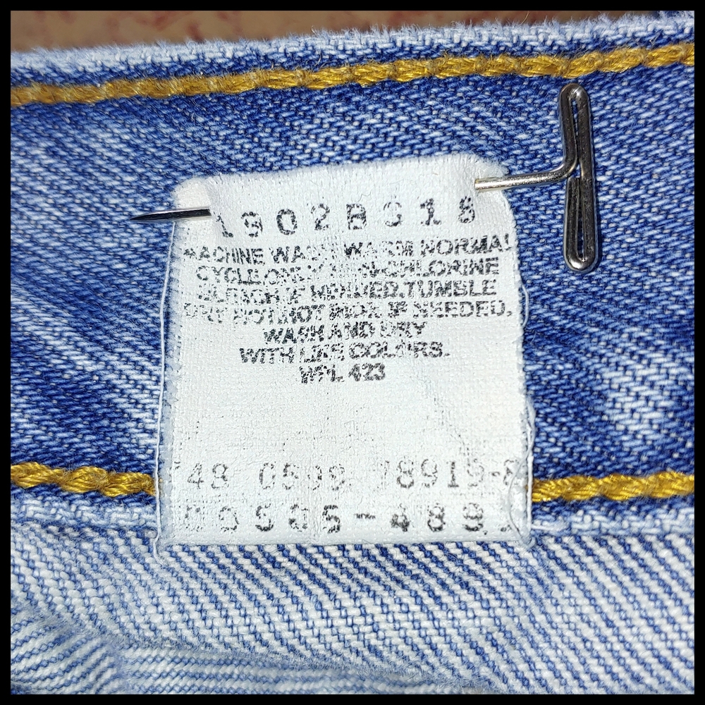 Vintage 1998 Levi's 505 34 x 30 Relaxed Fit Straight Leg - Picture 9 of 12